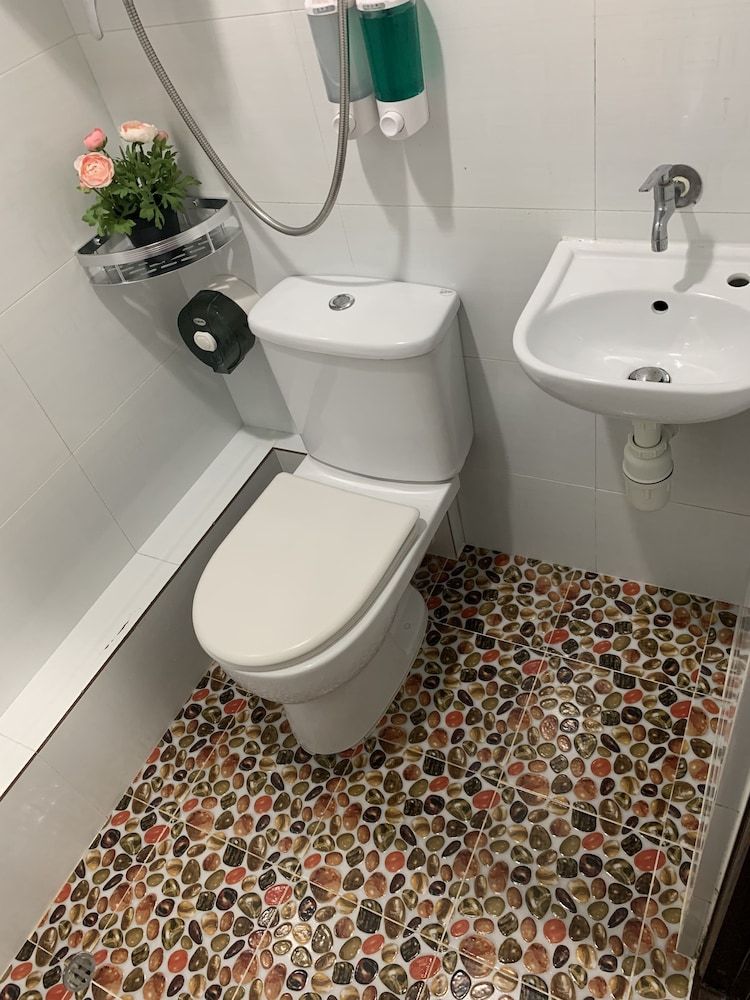 Sydney Hostel Standard Double Room 12