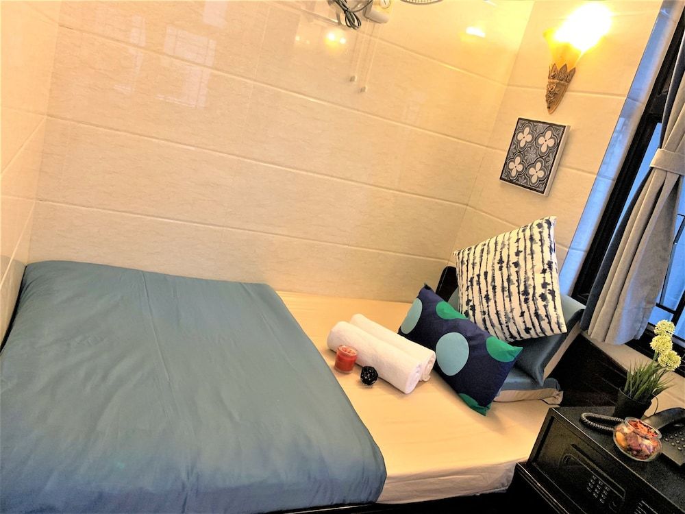 Sydney Hostel Standard Double Room 5