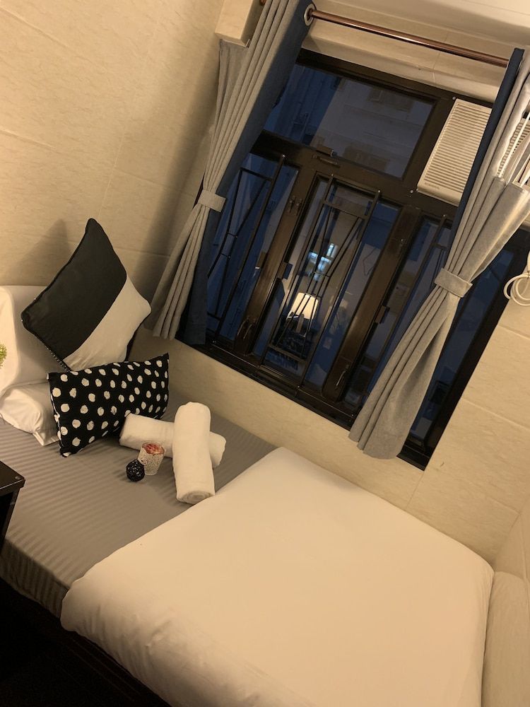 Sydney Hostel Standard Double Room 2