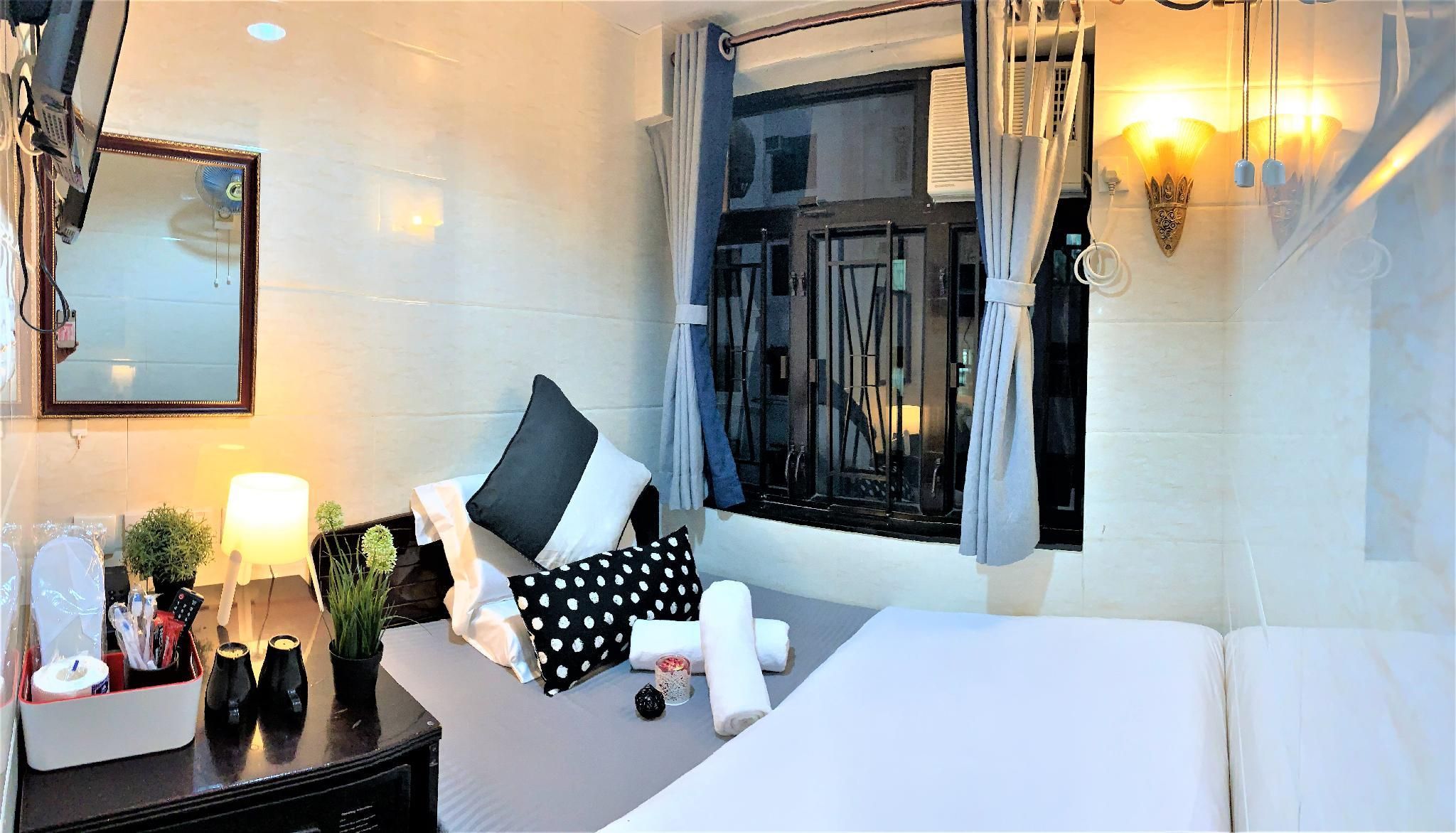 Sydney Hostel Standard Double Room 10