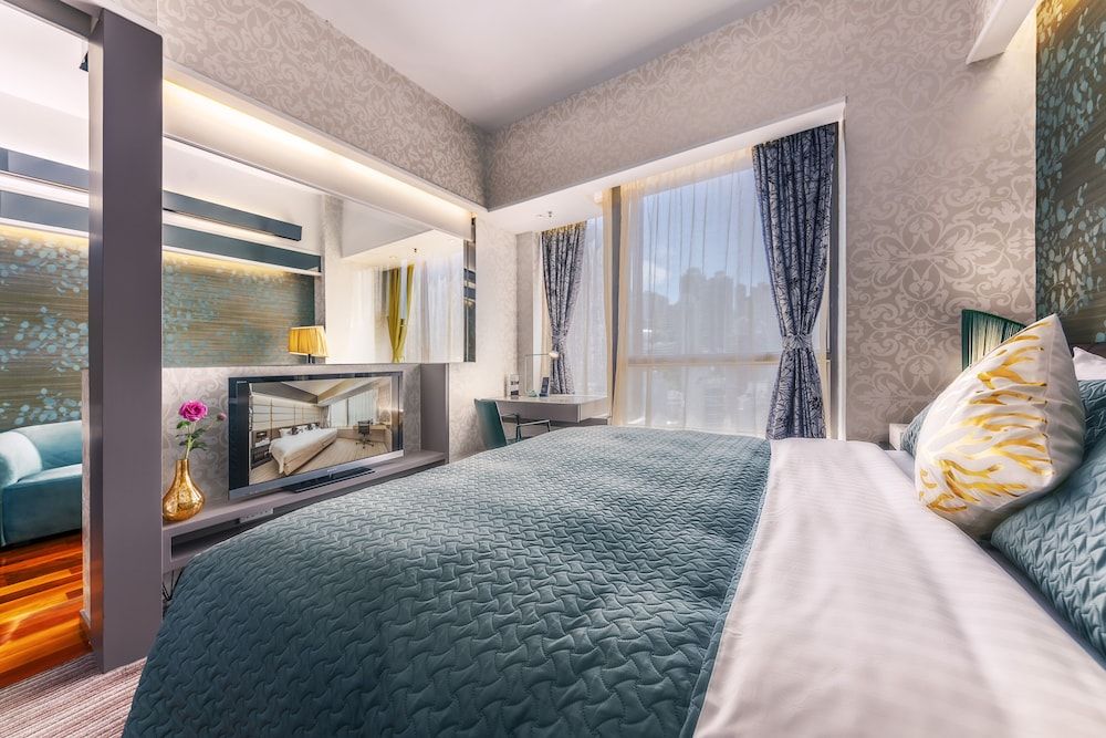 The Mercer One-bedroom Executive 2