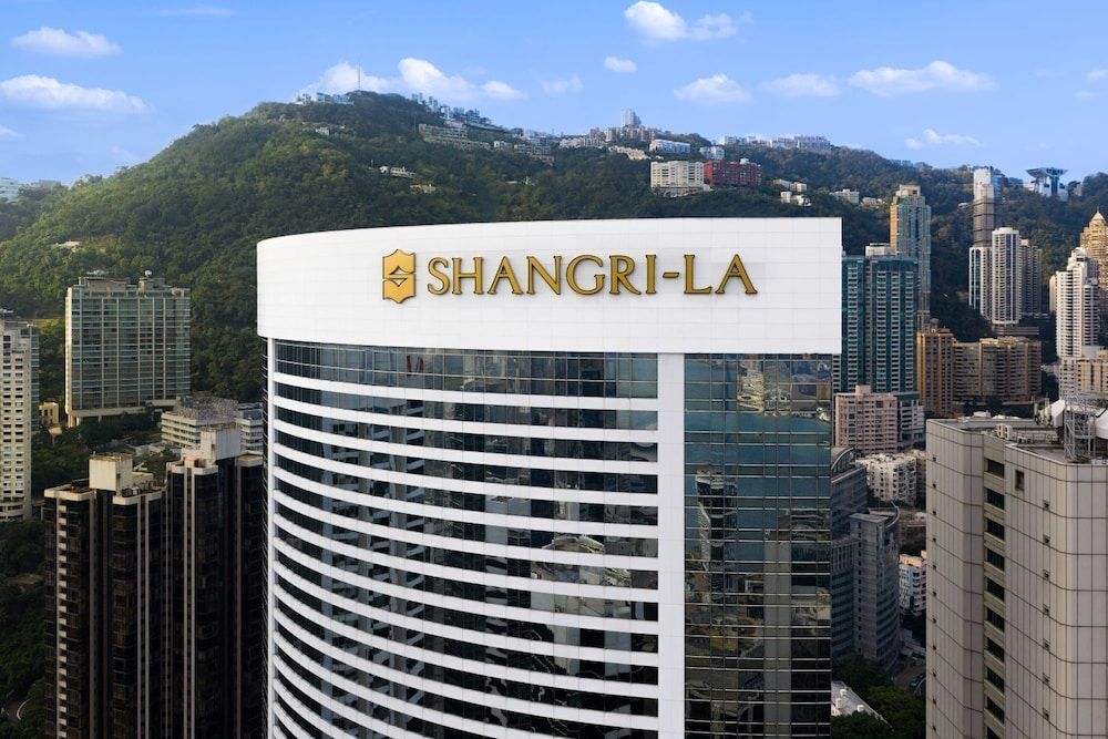undefined Island Shangri-La, Hong Kong 6