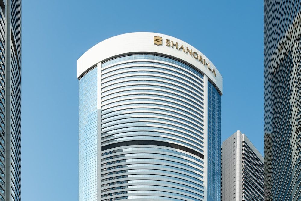 undefined Island Shangri-La, Hong Kong 3
