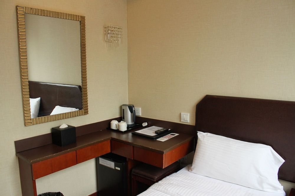 undefined Oriental Lander Hotel 8