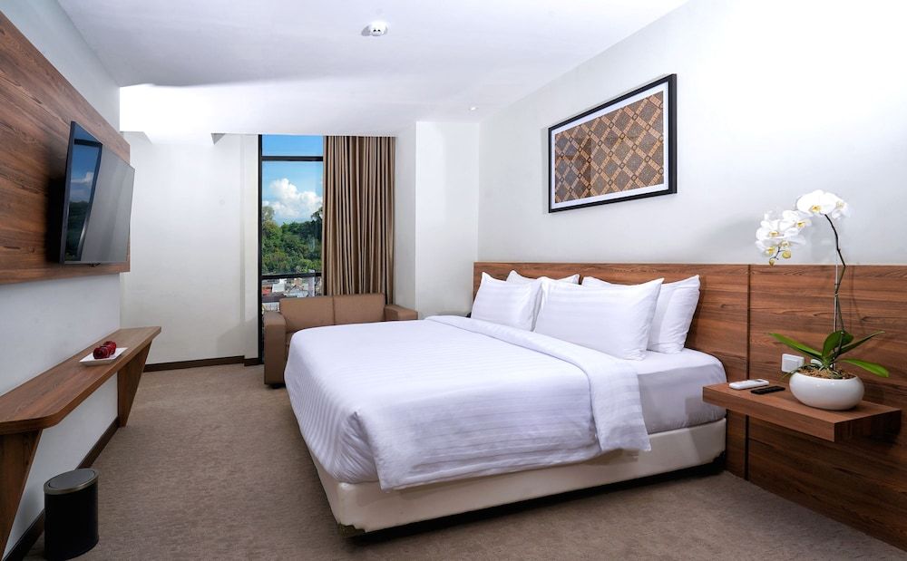 Aston Inn Pandanaran - Semarang Superior Room 3