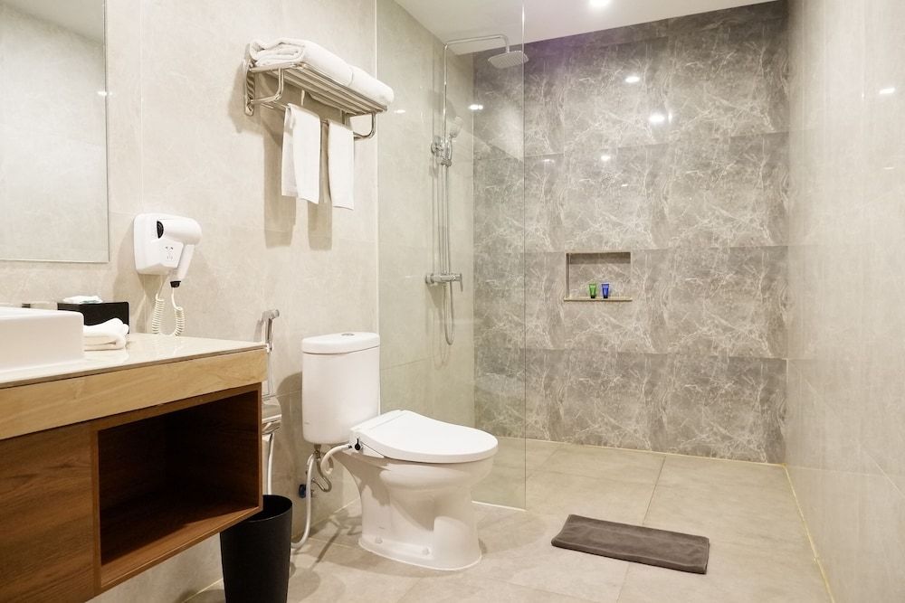 Aston Inn Pandanaran - Semarang Superior Room 8