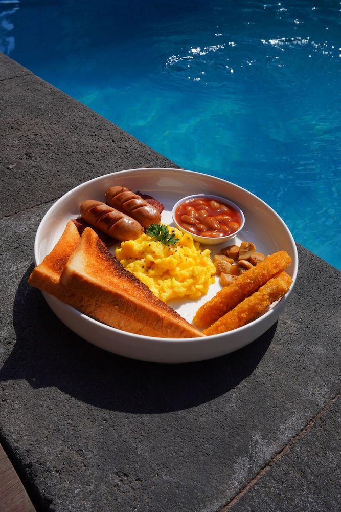 undefined Sadev Resort 5