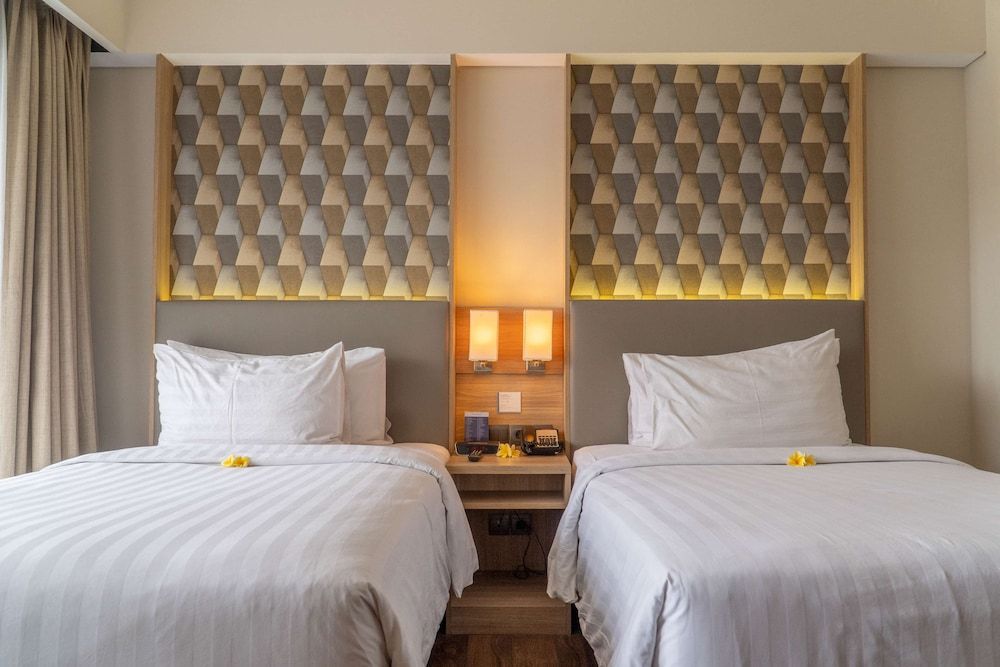 Deluxe Room, 2 Twin Beds, Smoking