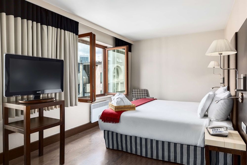 Junior Suite (Extra Bed 3 adults)