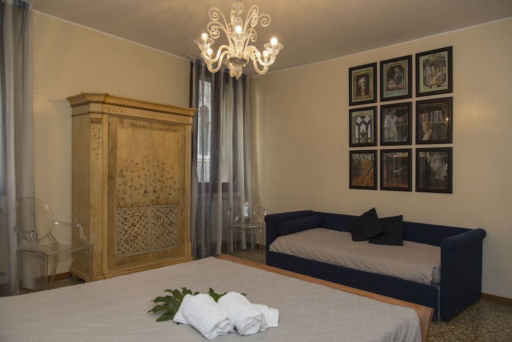 undefined Taverna San Lio