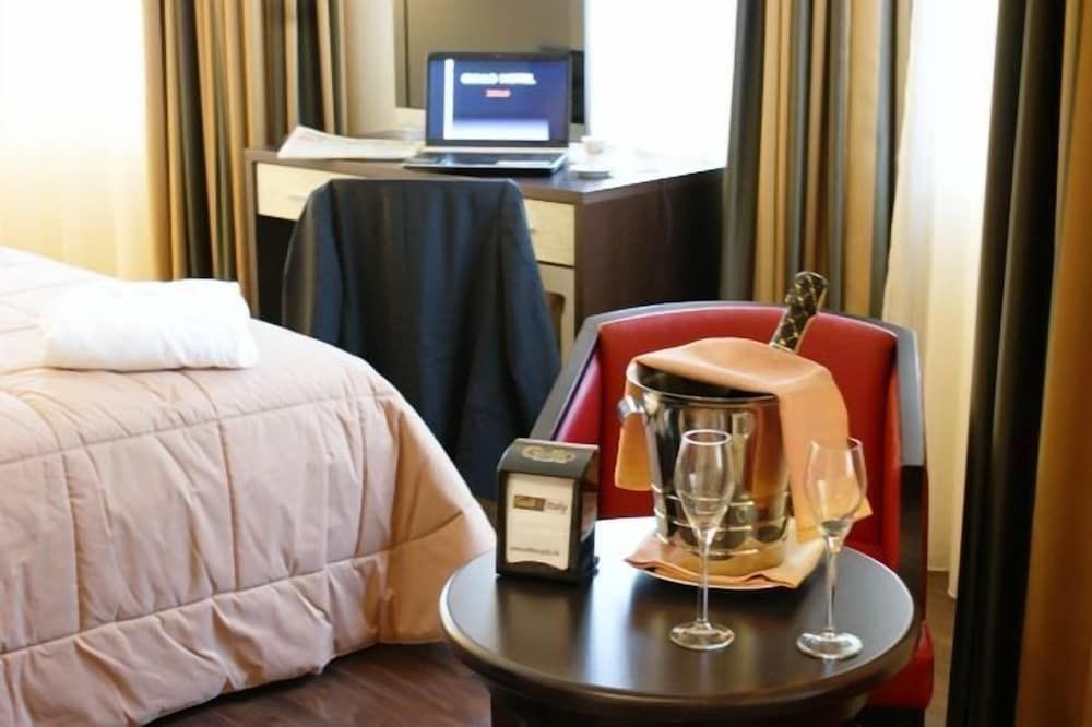 Hotel Gullo Junior Studio Suite 7