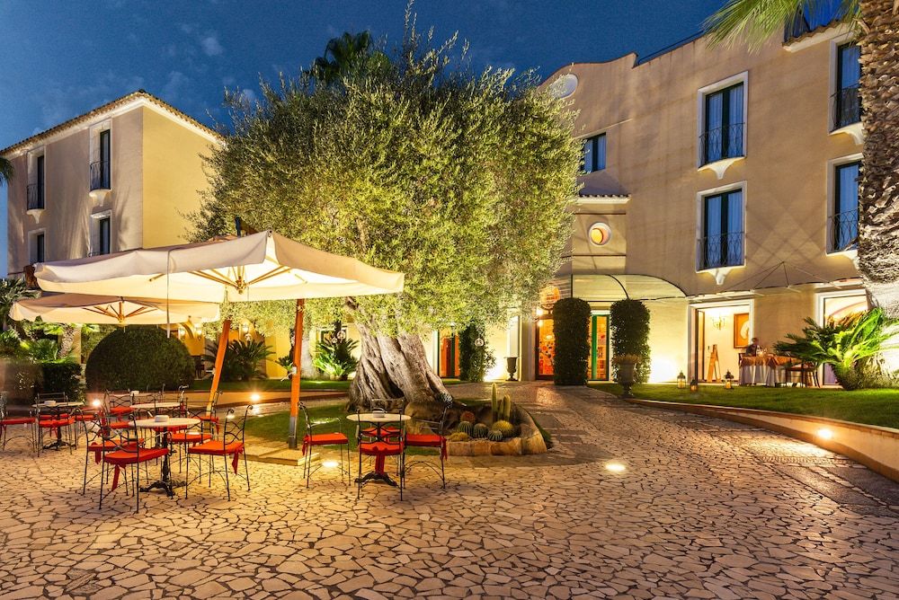 Arbatasar Hotel