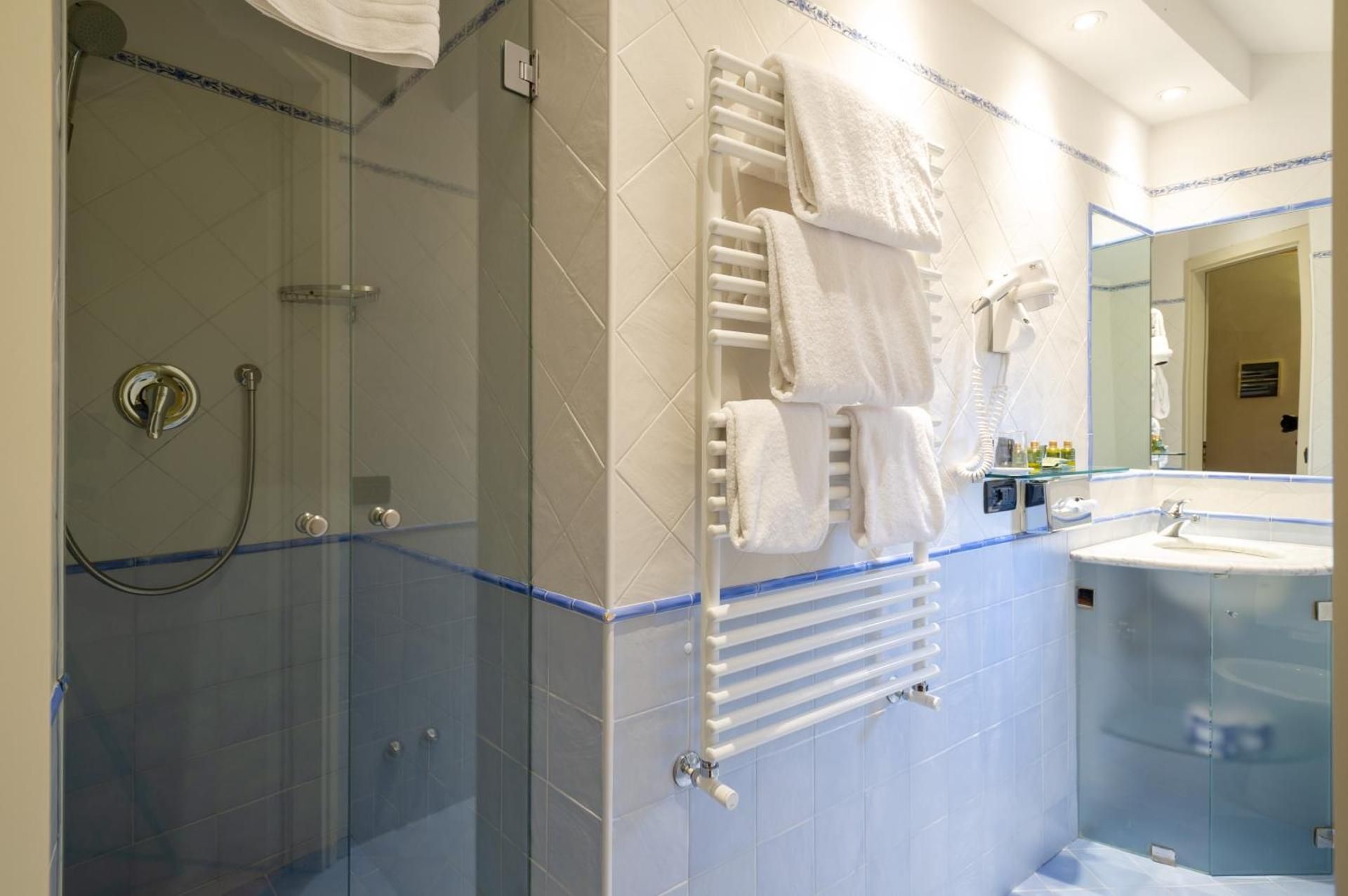 undefined Davanzati 3