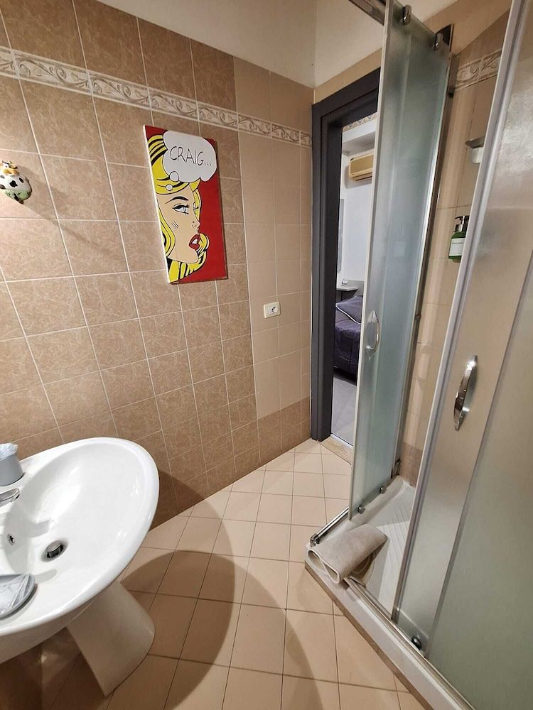 Tarchon Luxury B&B Junior Single Room, 1 Bedroom, Private Bathroom, Garden View 6