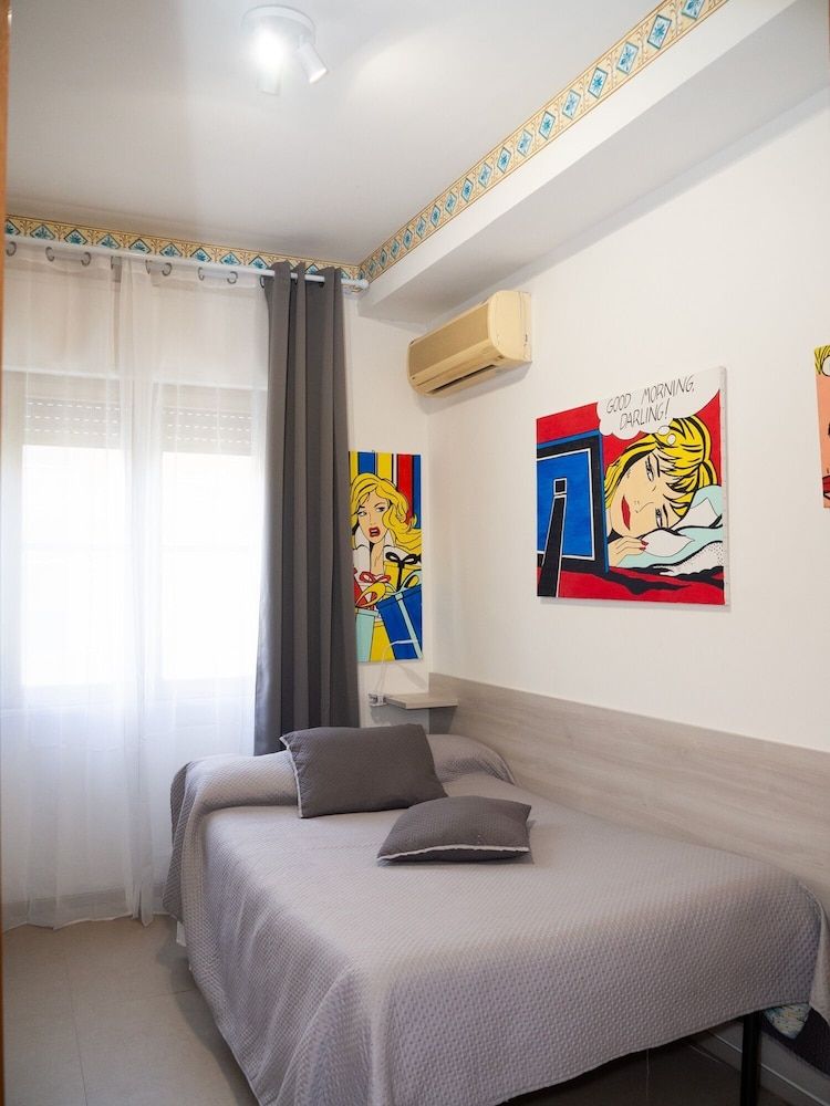 Tarchon Luxury B&B Junior Single Room, 1 Bedroom, Private Bathroom, Garden View 2