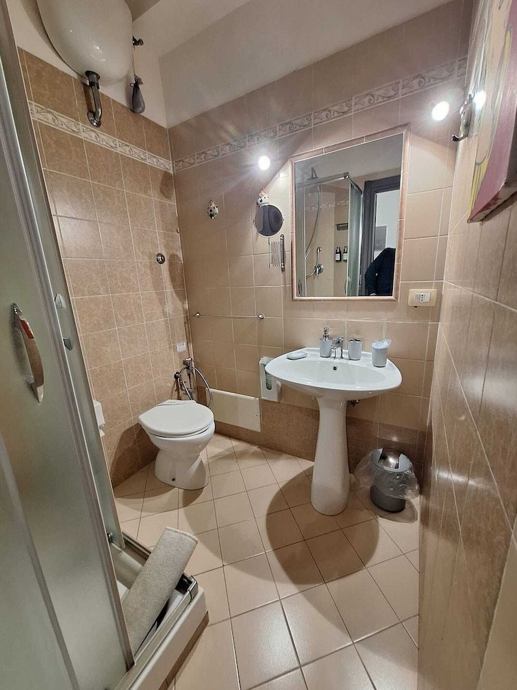 Tarchon Luxury B&B Junior Single Room, 1 Bedroom, Private Bathroom, Garden View 7