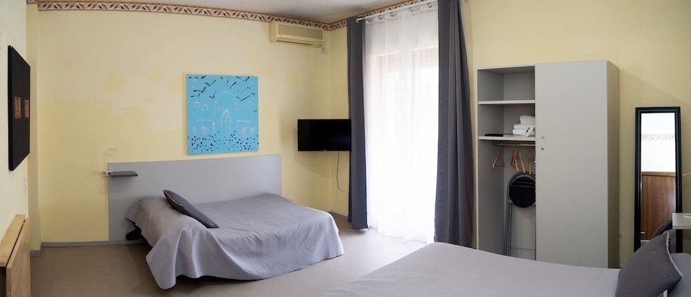 Tarchon Luxury B&B Presidential Suite, 1 Bedroom, Terrace, Garden Area 2