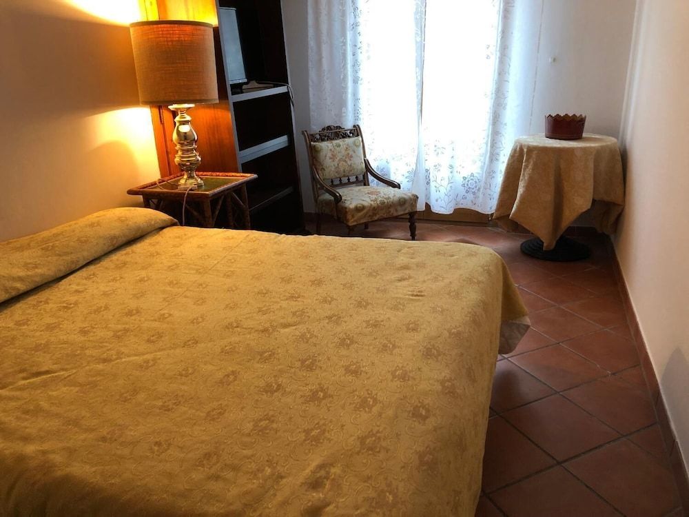 undefined Alex Home 9