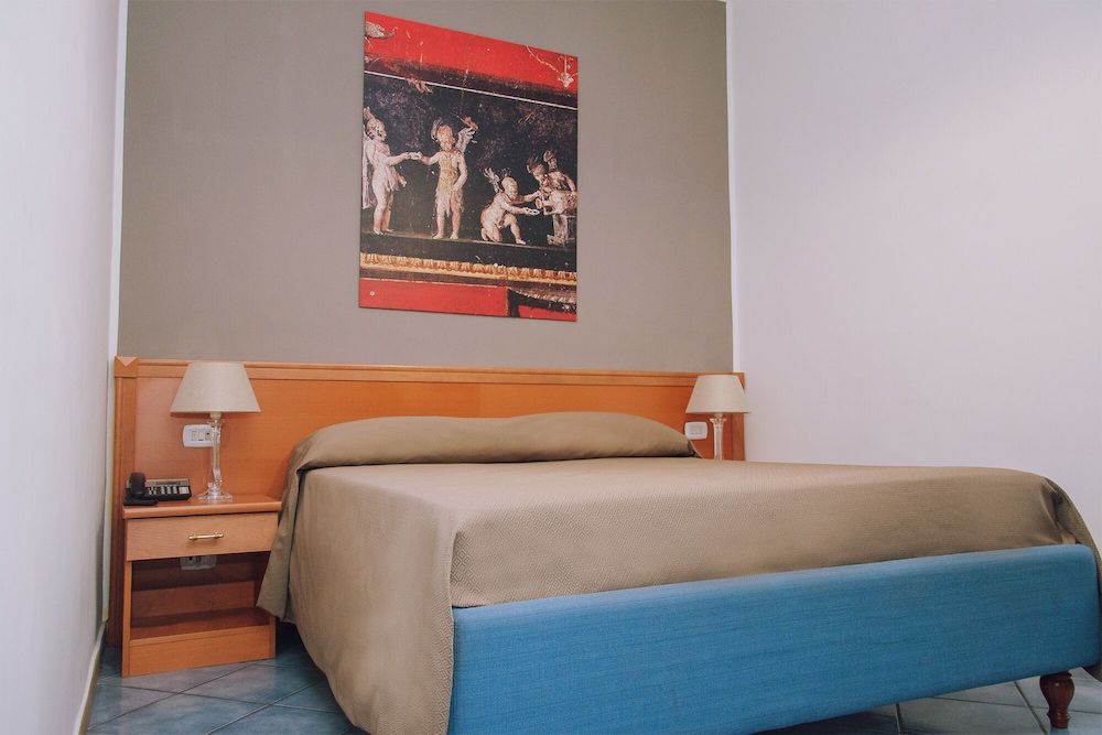 Hotel Piccolo Sogno Quadruple Room (with internal private bathroom) 8