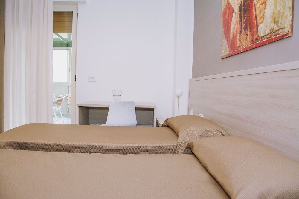 Hotel Piccolo Sogno Double Room (with internal private bathroom) 12