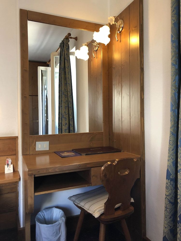 Hotel Majoni Standard Double or Twin Room 4