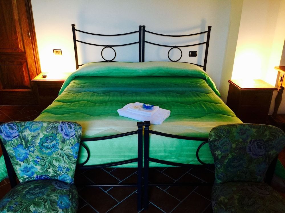 Standard Triple Room, 1 Bedroom, Bathtub