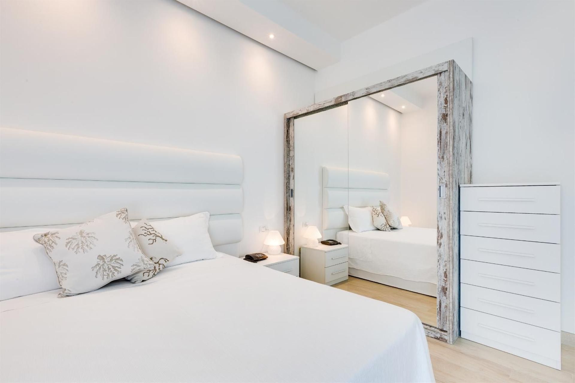 Double or Twin Room with Garden View