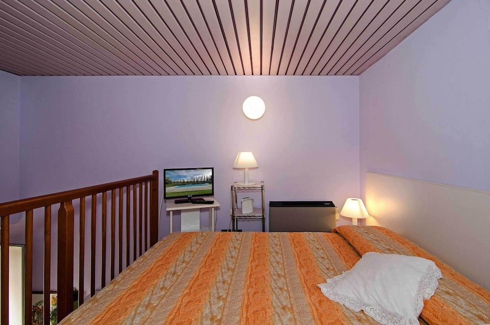 Hotel Rex Family Room, 2 Bedrooms 8