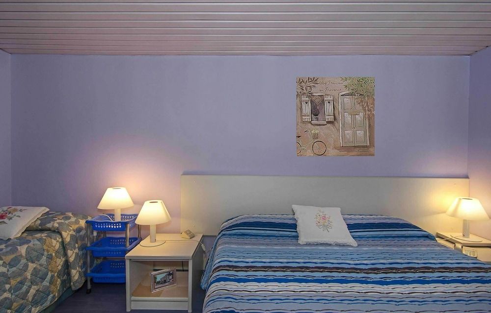 Hotel Rex Family Room, 2 Bedrooms 5