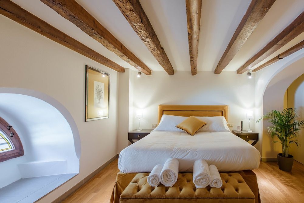 Relais Tosinghi Gold Room