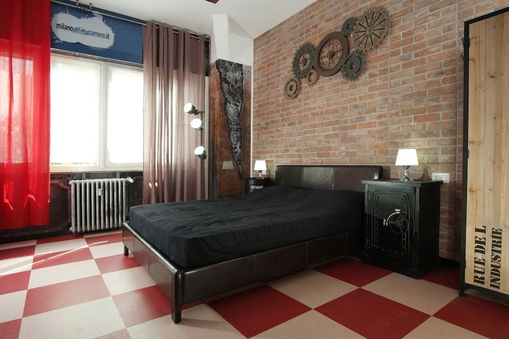 Milano Affittacamere Quadruple Room, Private Bathroom (Industrial ) 2