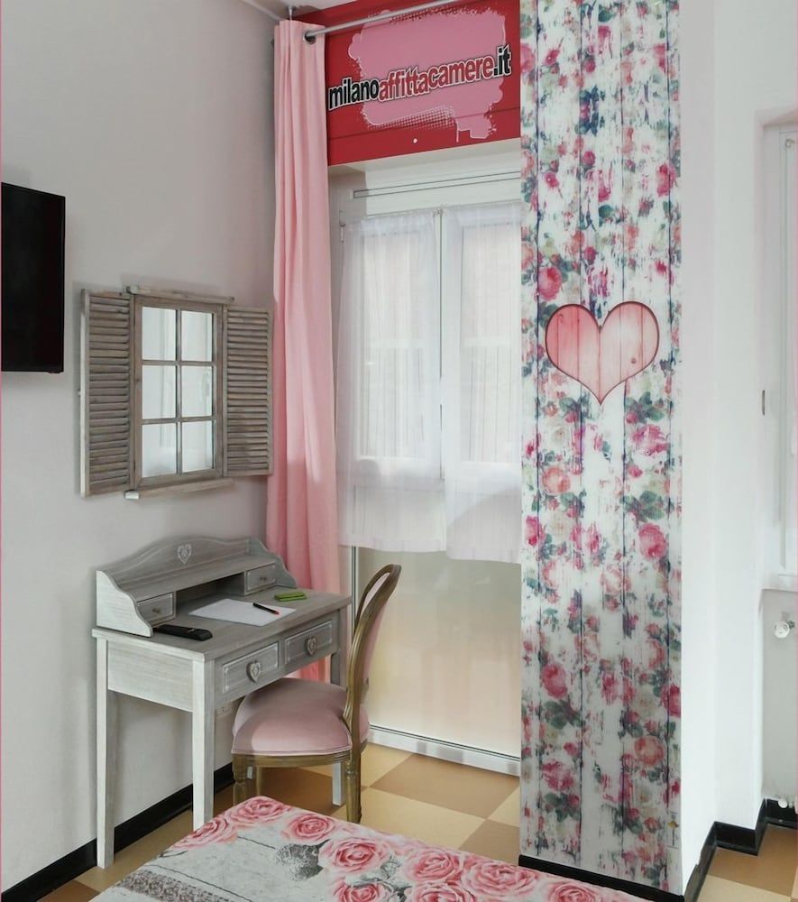 Milano Affittacamere Quadruple Room, Private Bathroom (Industrial ) 6