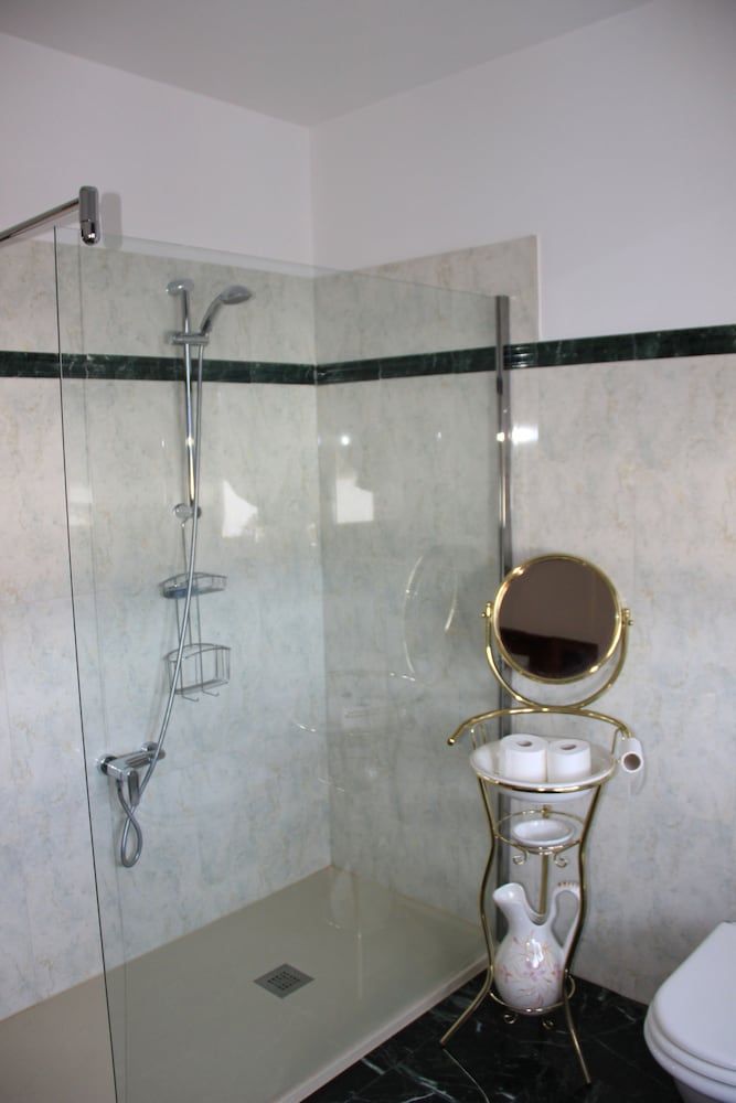 B&B Milù Deluxe Room 4