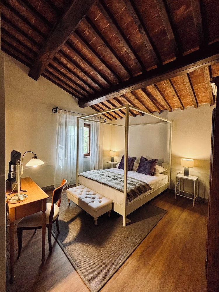 Tenuta Sant'Ilario Classic Double Room 2