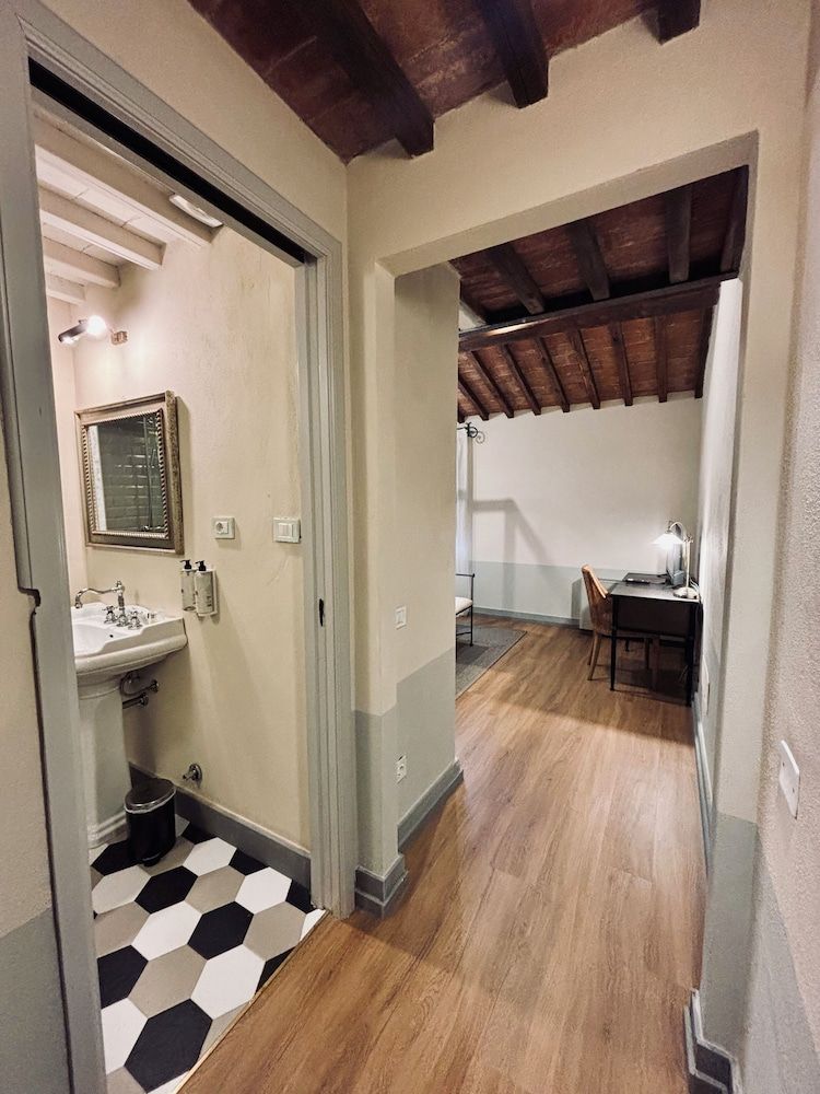 Tenuta Sant'Ilario Superior Double Room 7