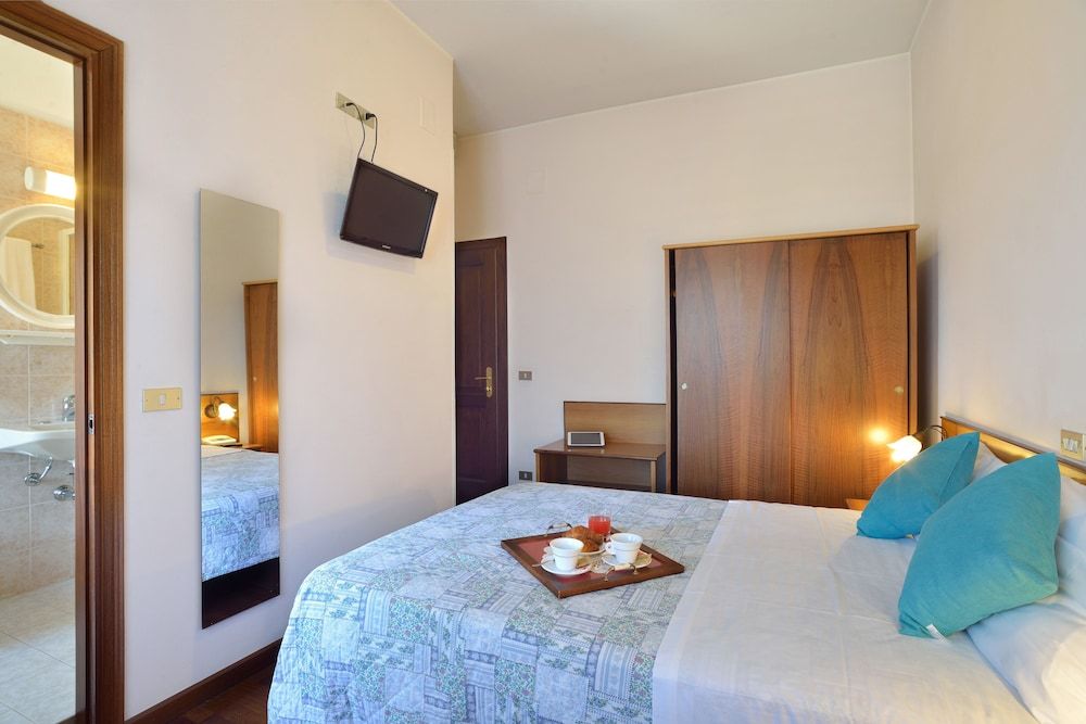 Double Room Single Use