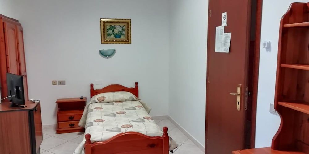 Hotel 4 Mori Single Room 3