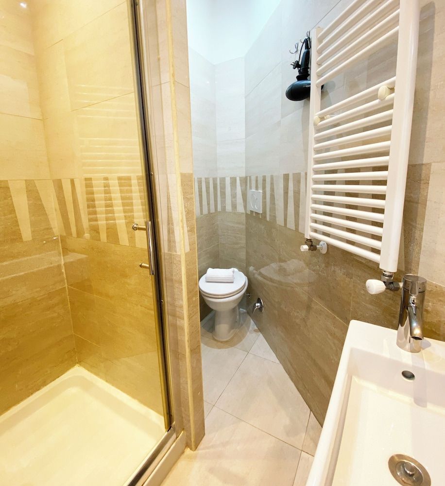 undefined Key Rome Center 9