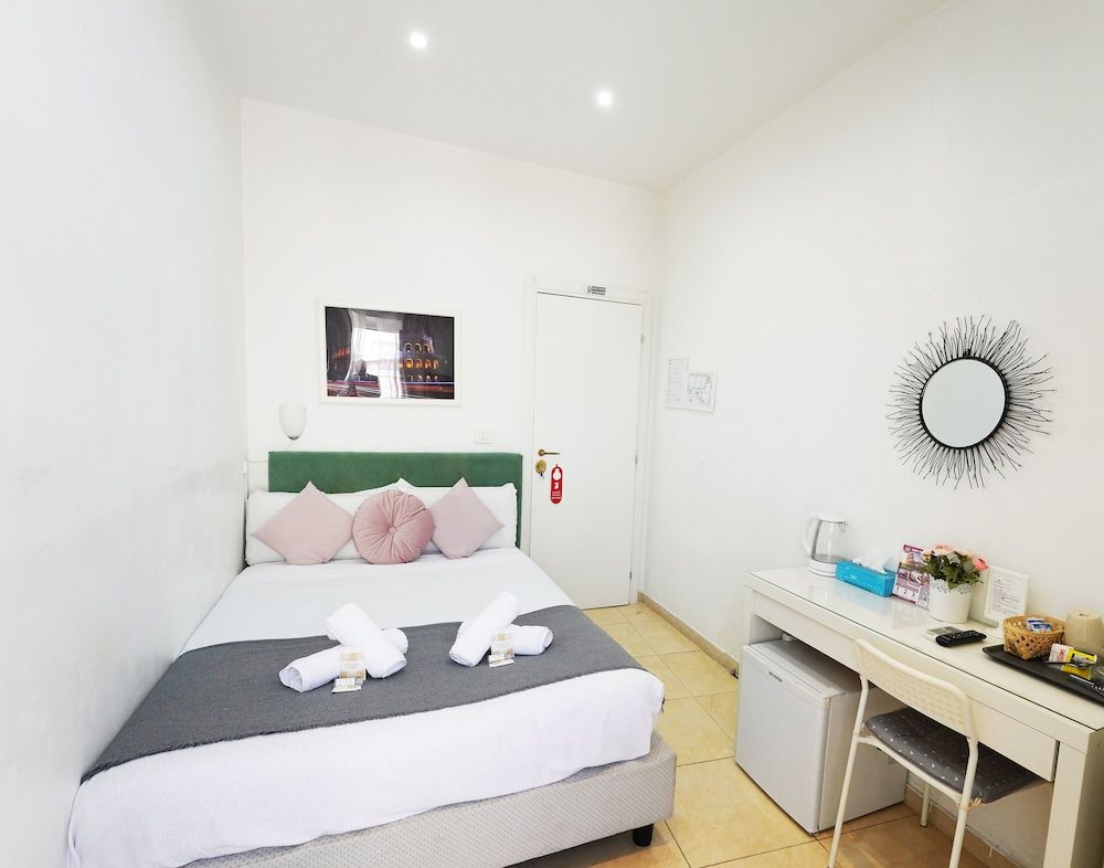 undefined Key Rome Center 3