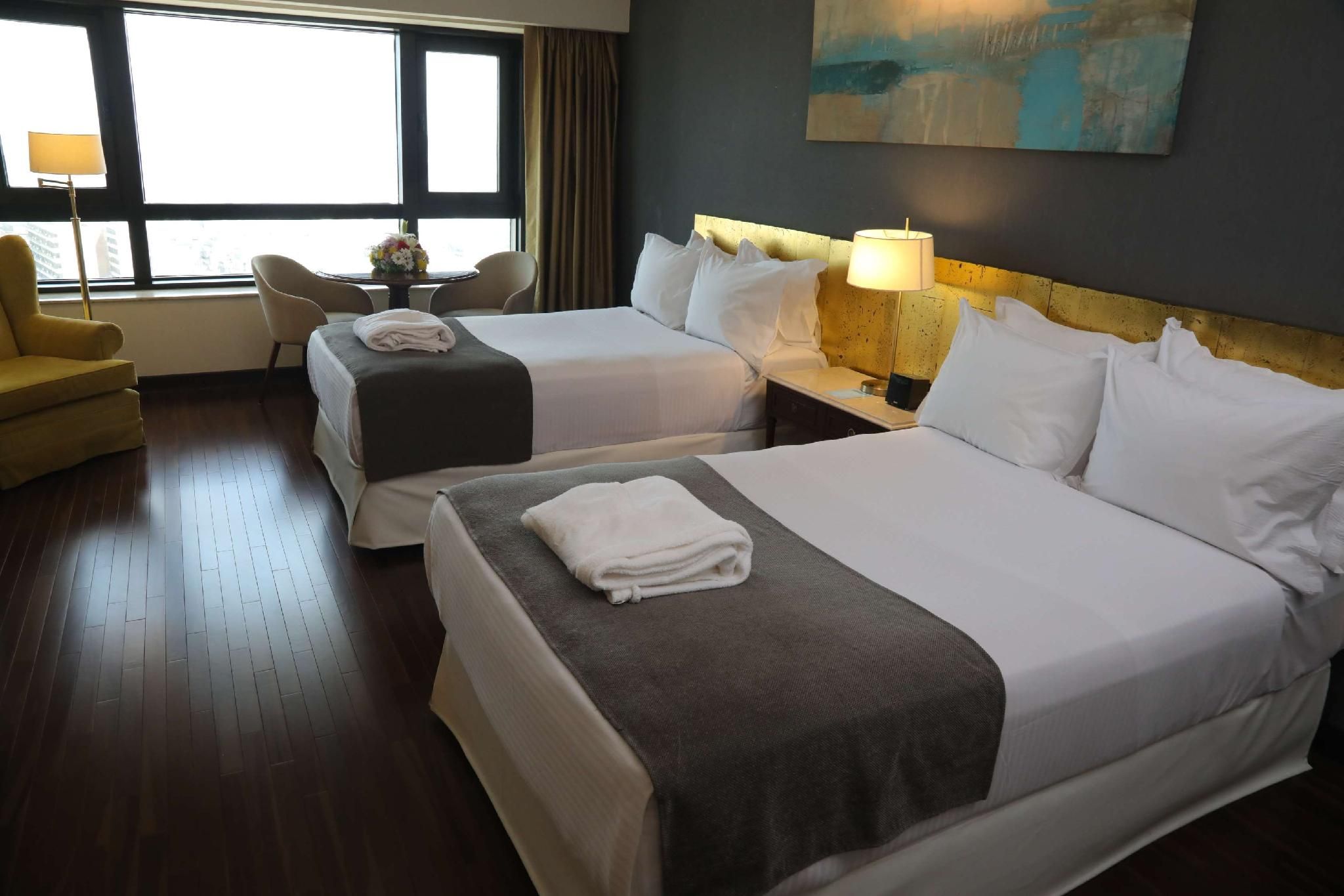2 King Beds, Nonsmoking