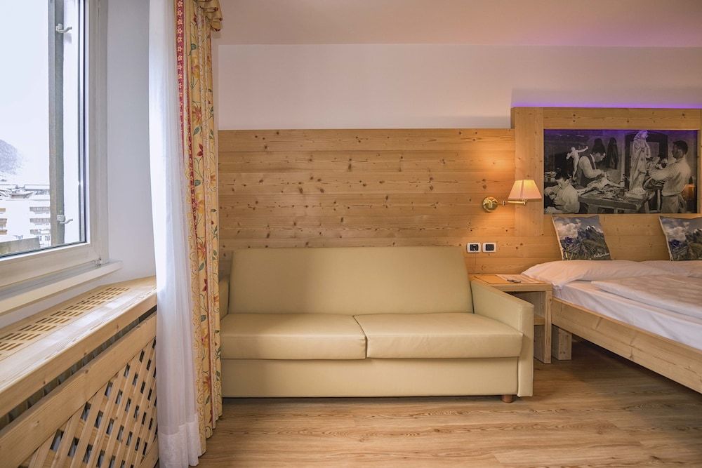 Hotel Garni Snaltnerhof Superior Double or Twin Room 10