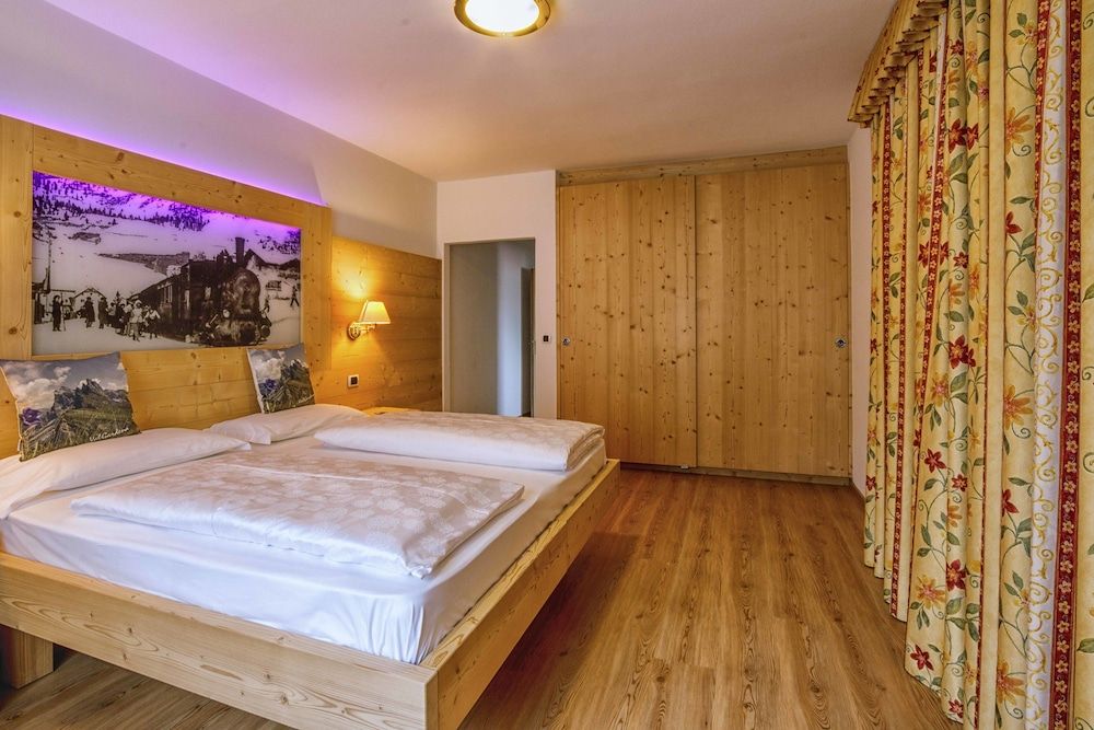 Hotel Garni Snaltnerhof Superior Double or Twin Room 7
