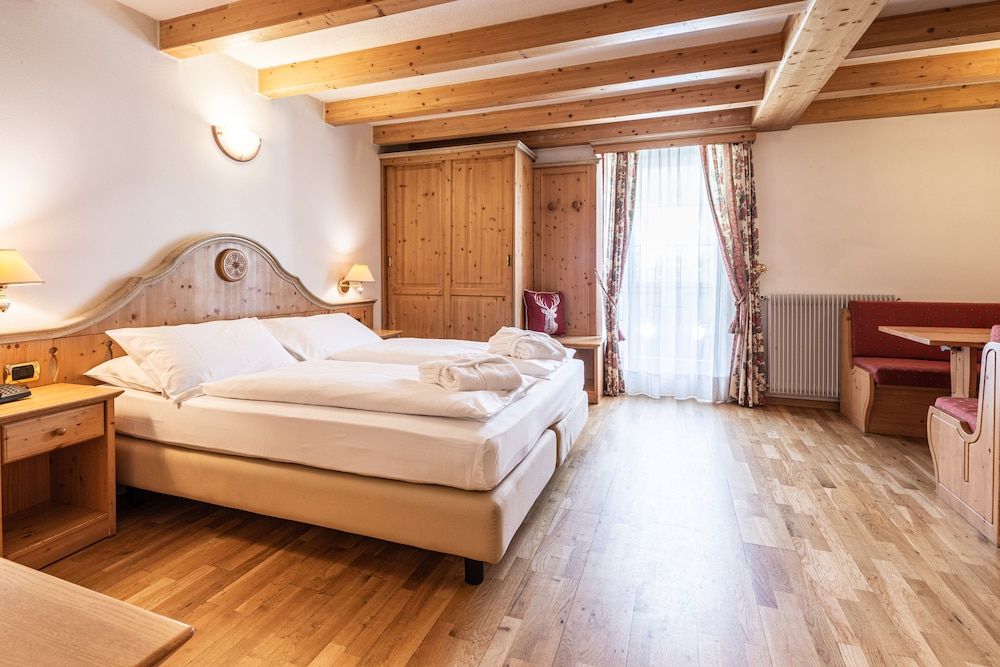 Executive Suite (Classic)