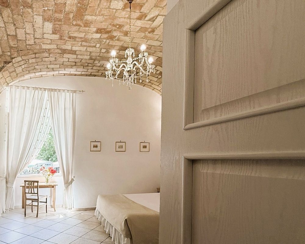 Relais Le Clarisse a Trastevere Classic Room, Annex Building (30mt. from Main Building) 5