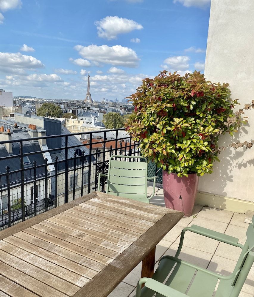 undefined Hôtel Le Littré 7