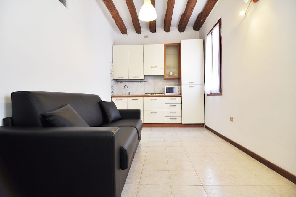 Ca' Fontanea Standard Apartment, Annex Building 4