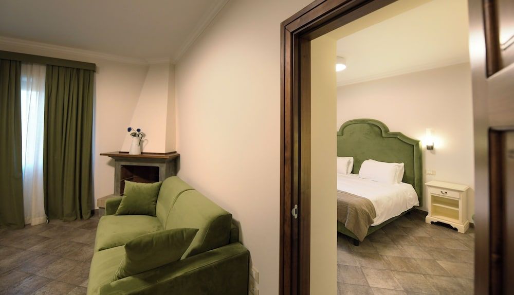 Tenuta Ciminata Greco Superior Apartment, Kitchen, Park View 4