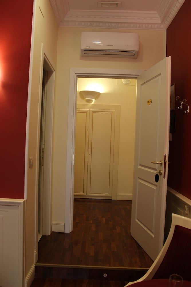 Dimora Frattina Standard Double Room 30