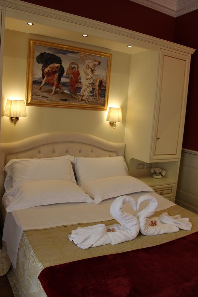 Dimora Frattina Standard Double Room 7