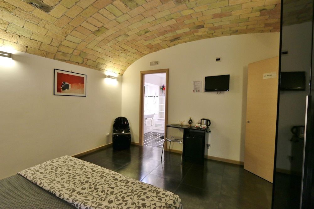 undefined Residenza Adriana 6